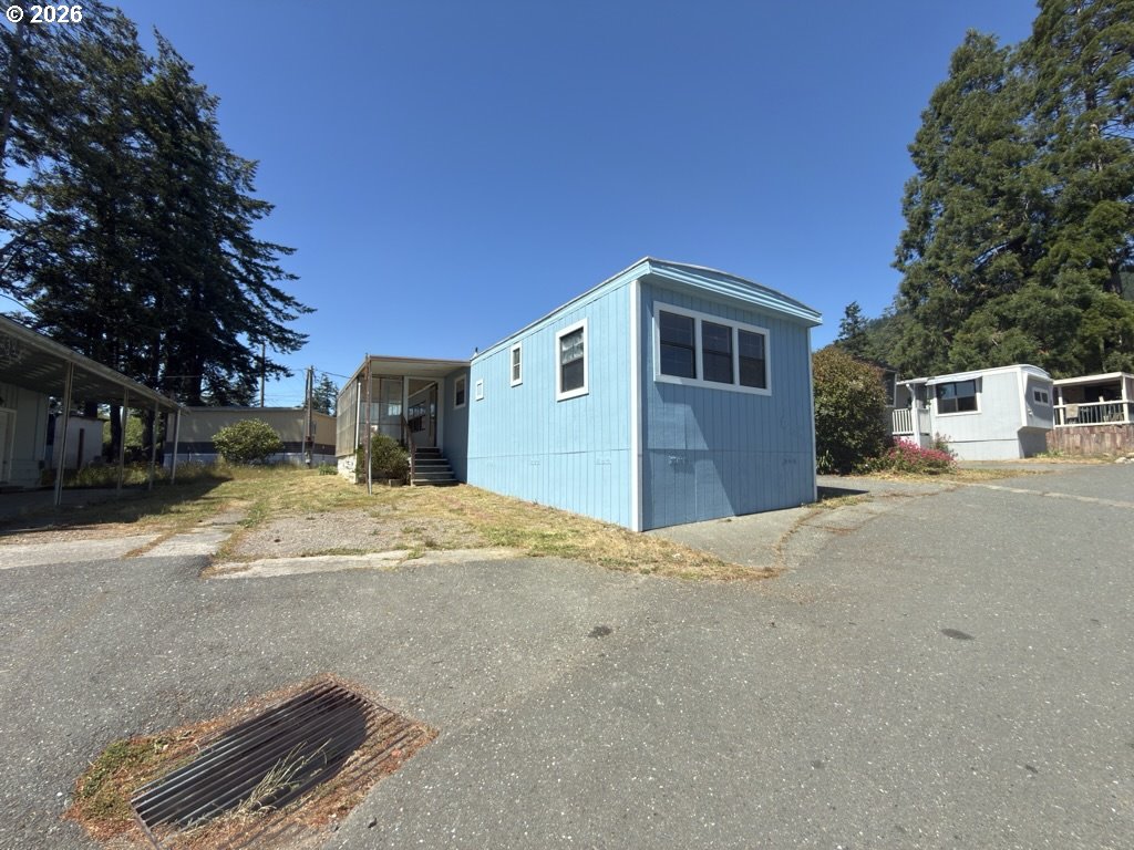 97883 Court ST 31
