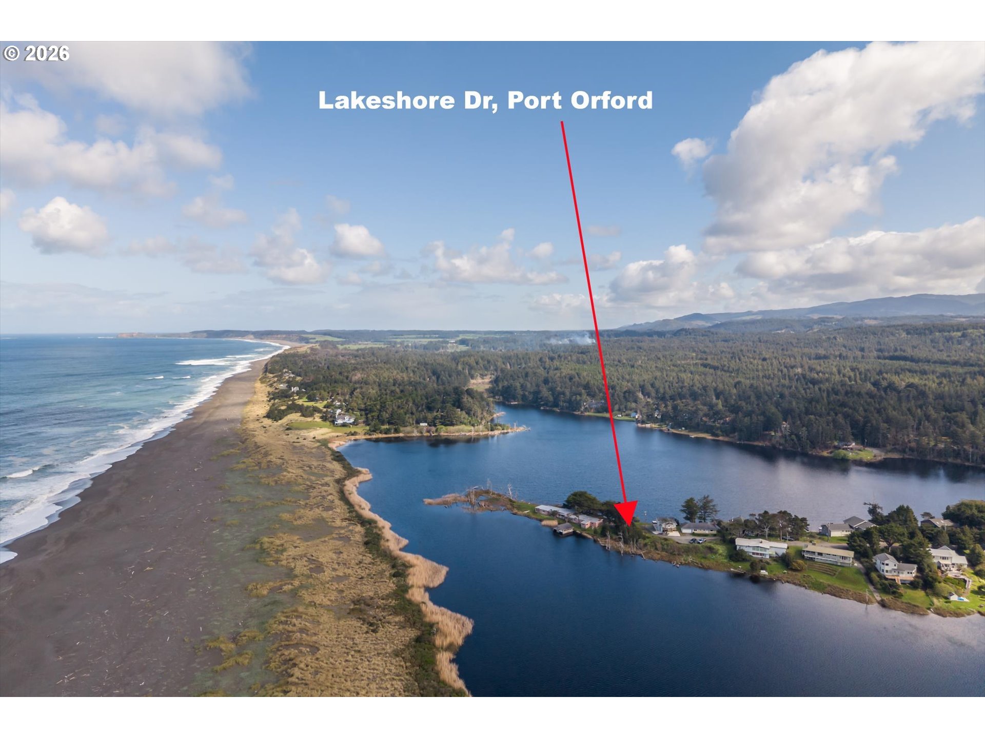 LAKESHORE DR 608