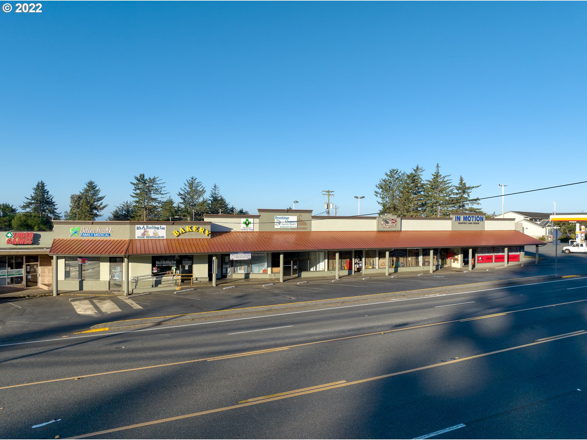 1111 CHETCO AVE