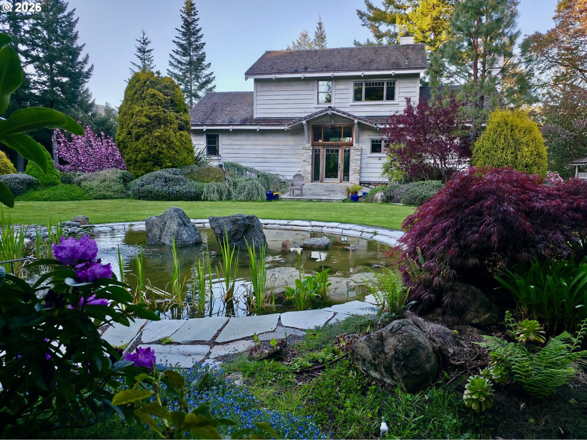 97137 N BANK ROGUE RIVER RD