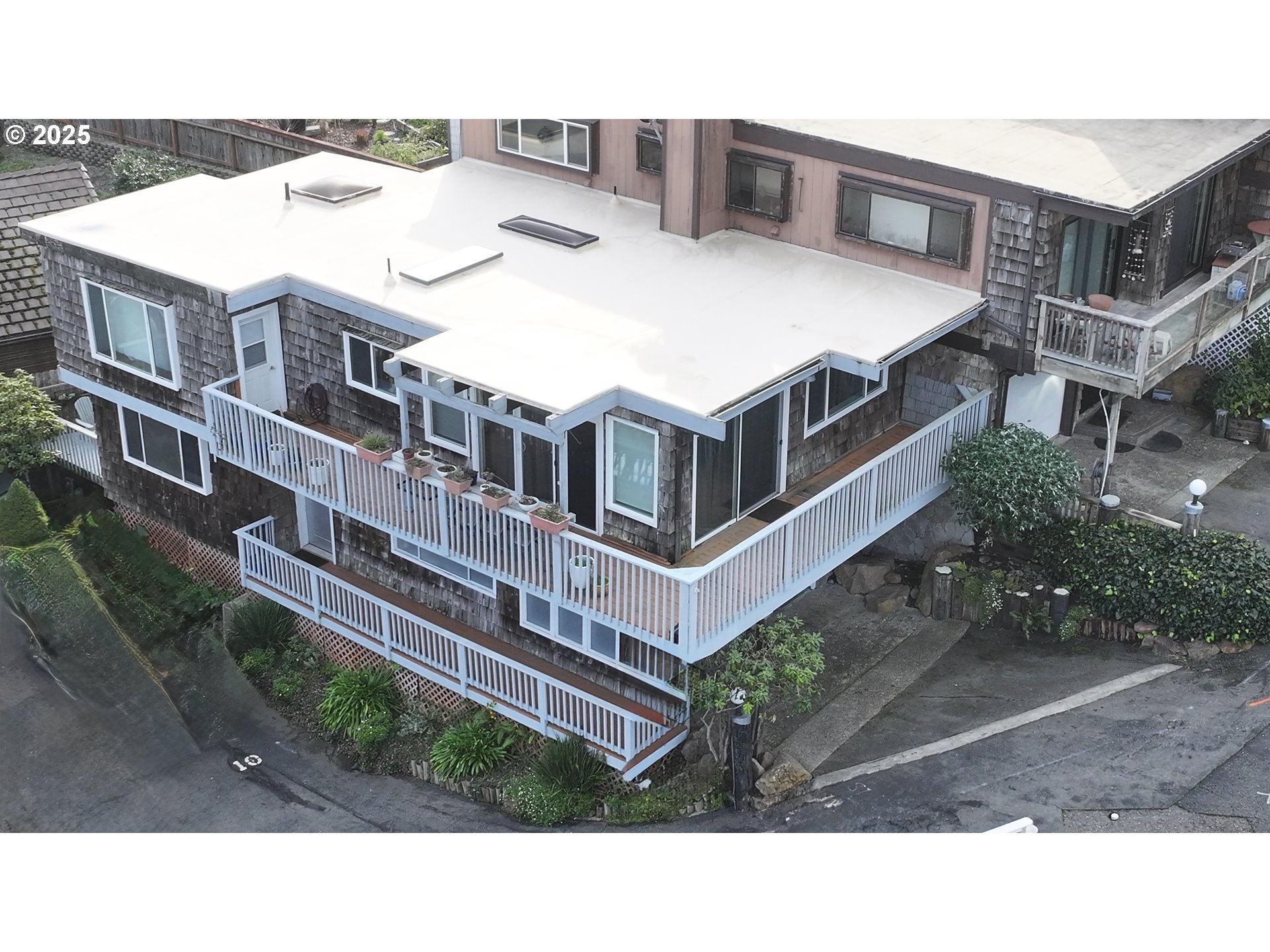 222 DEL NORTE LN 8