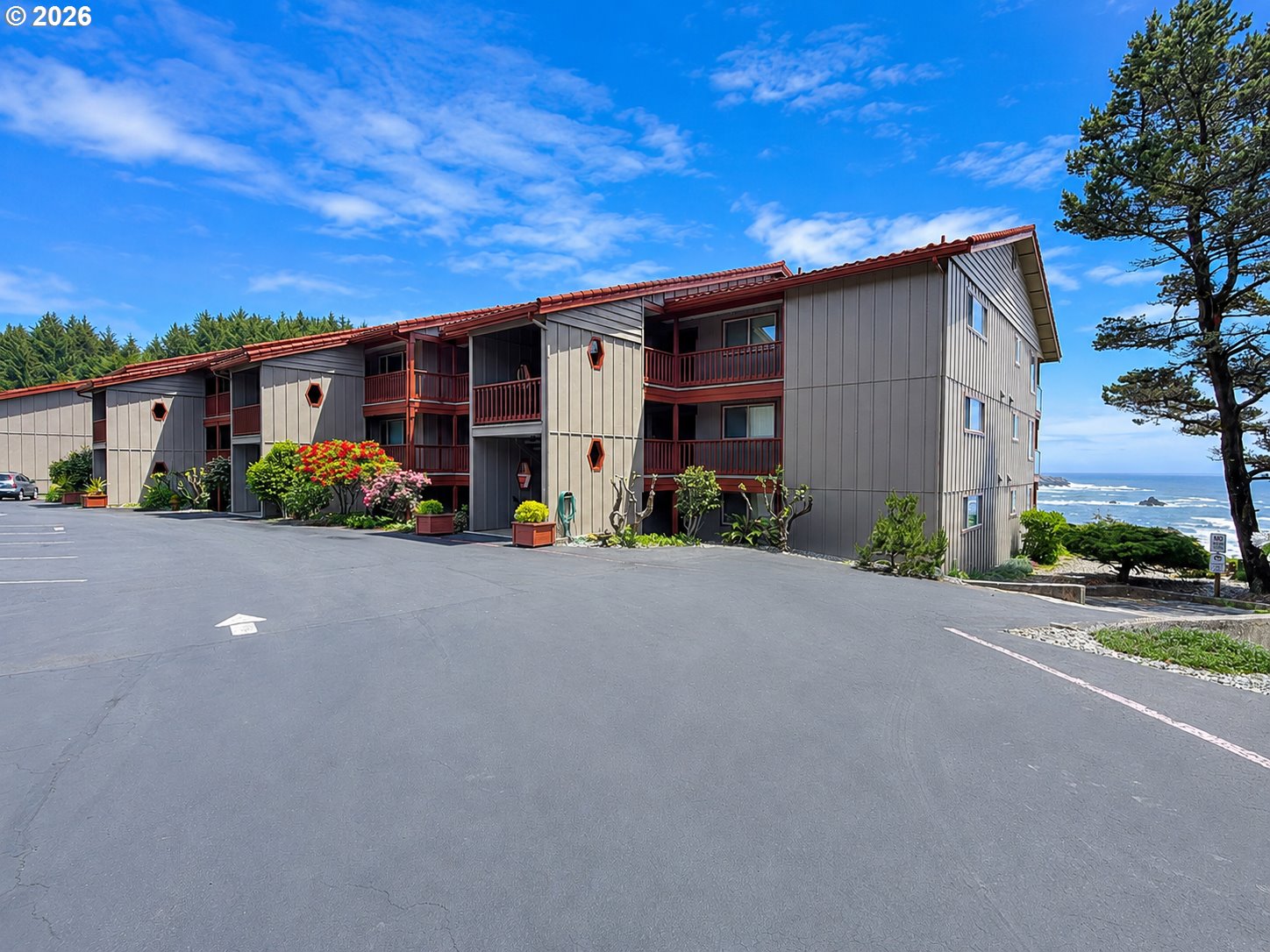 17744 N HIGHWAY 101 B204