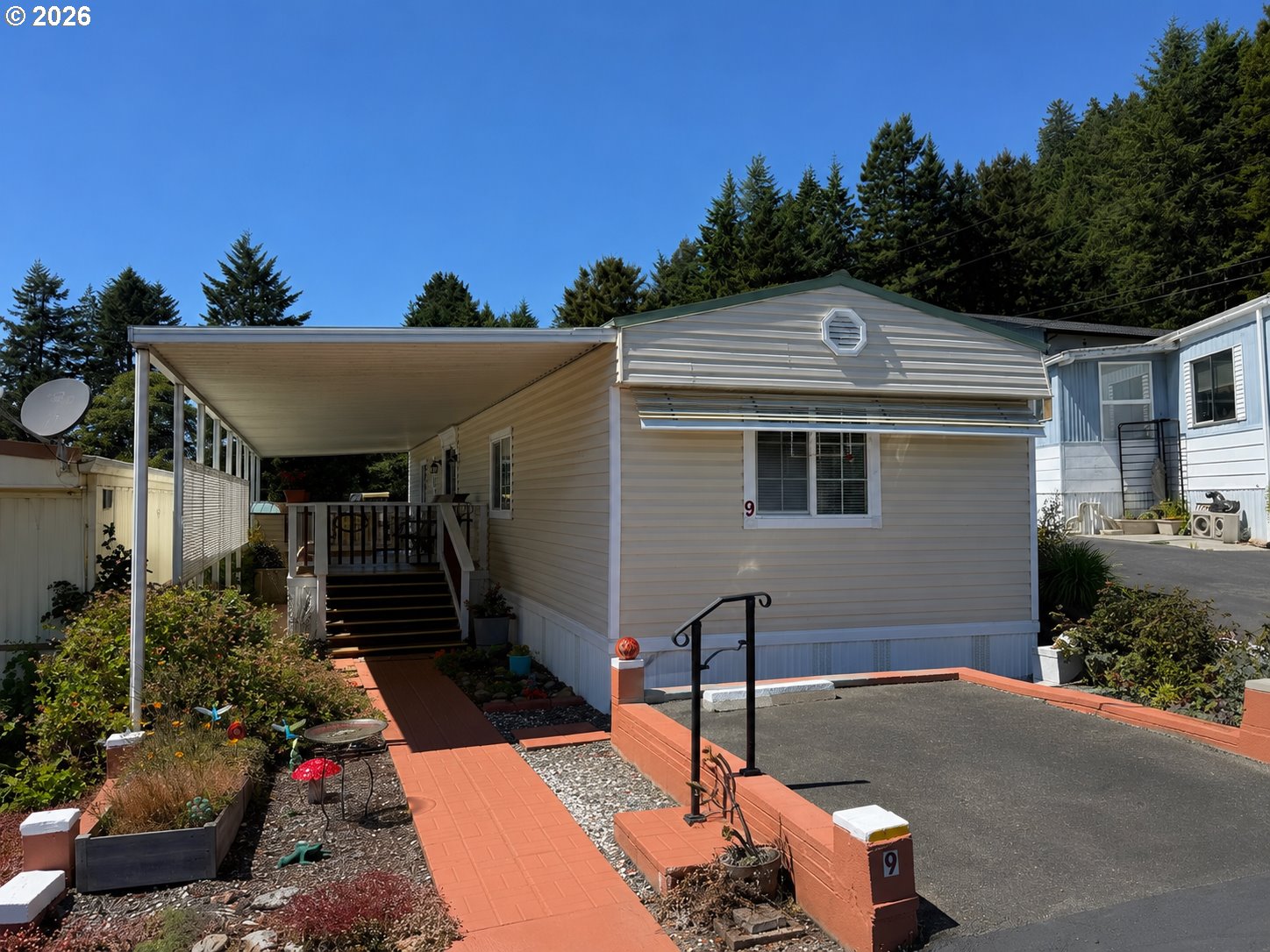 15765 HIGHWAY 101 9