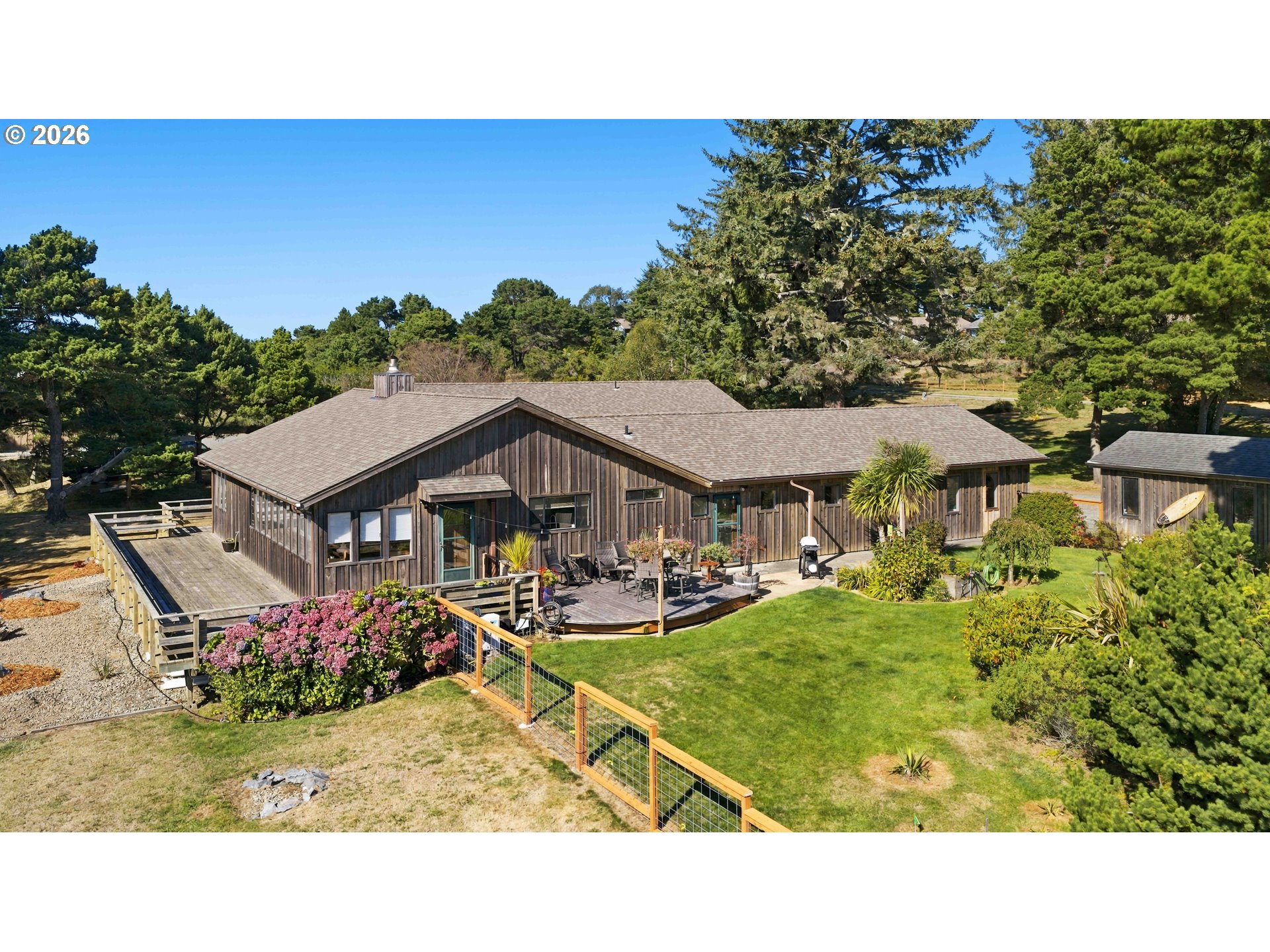 3275 GOLF LINKS RD