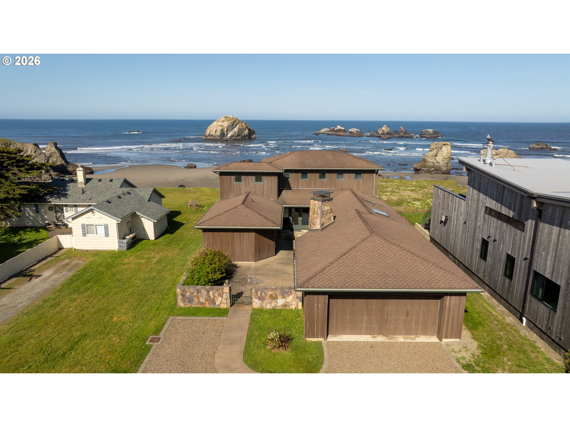 1950 BEACH LOOP DR SW