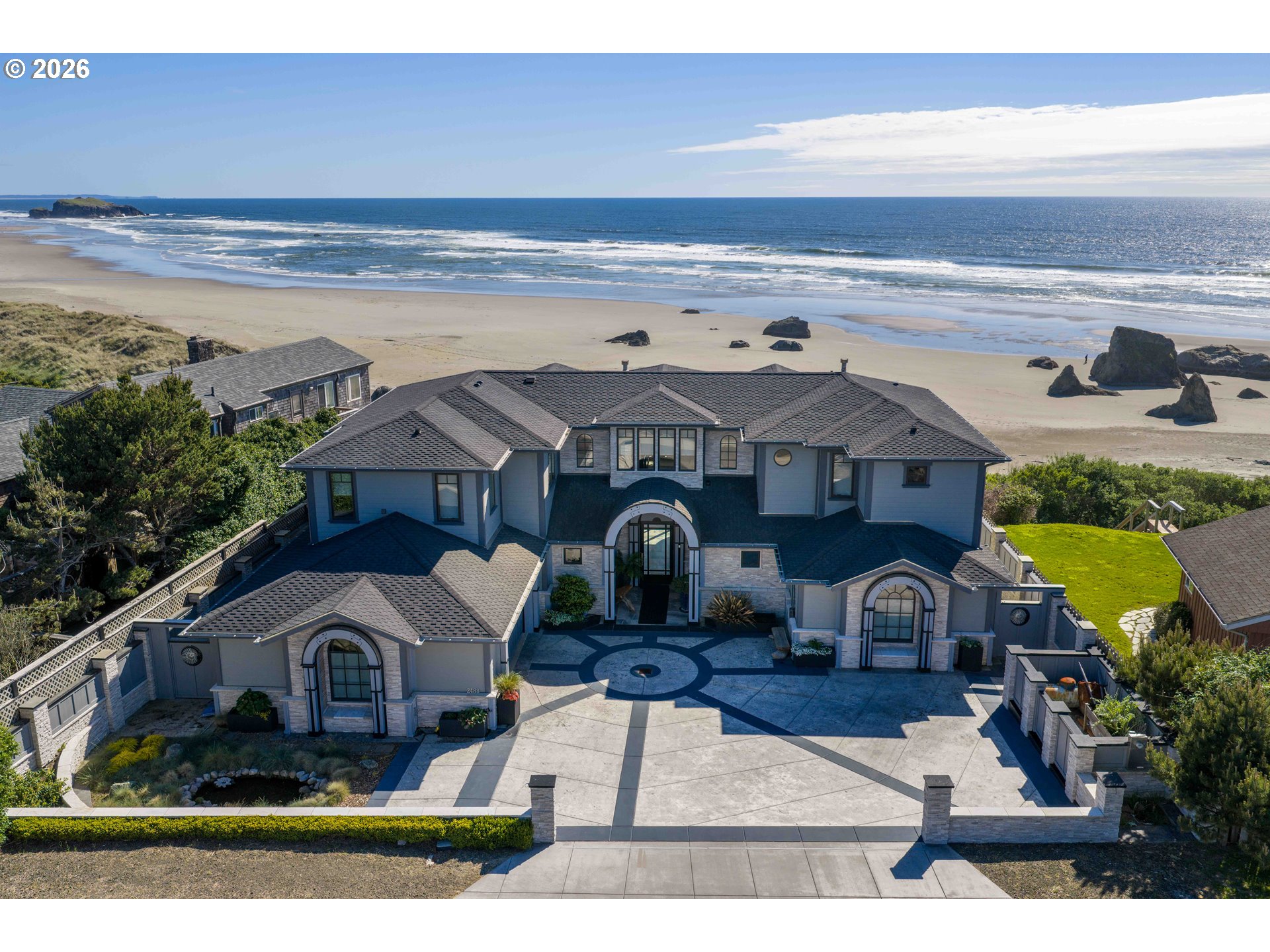 2488 BEACH LOOP DR