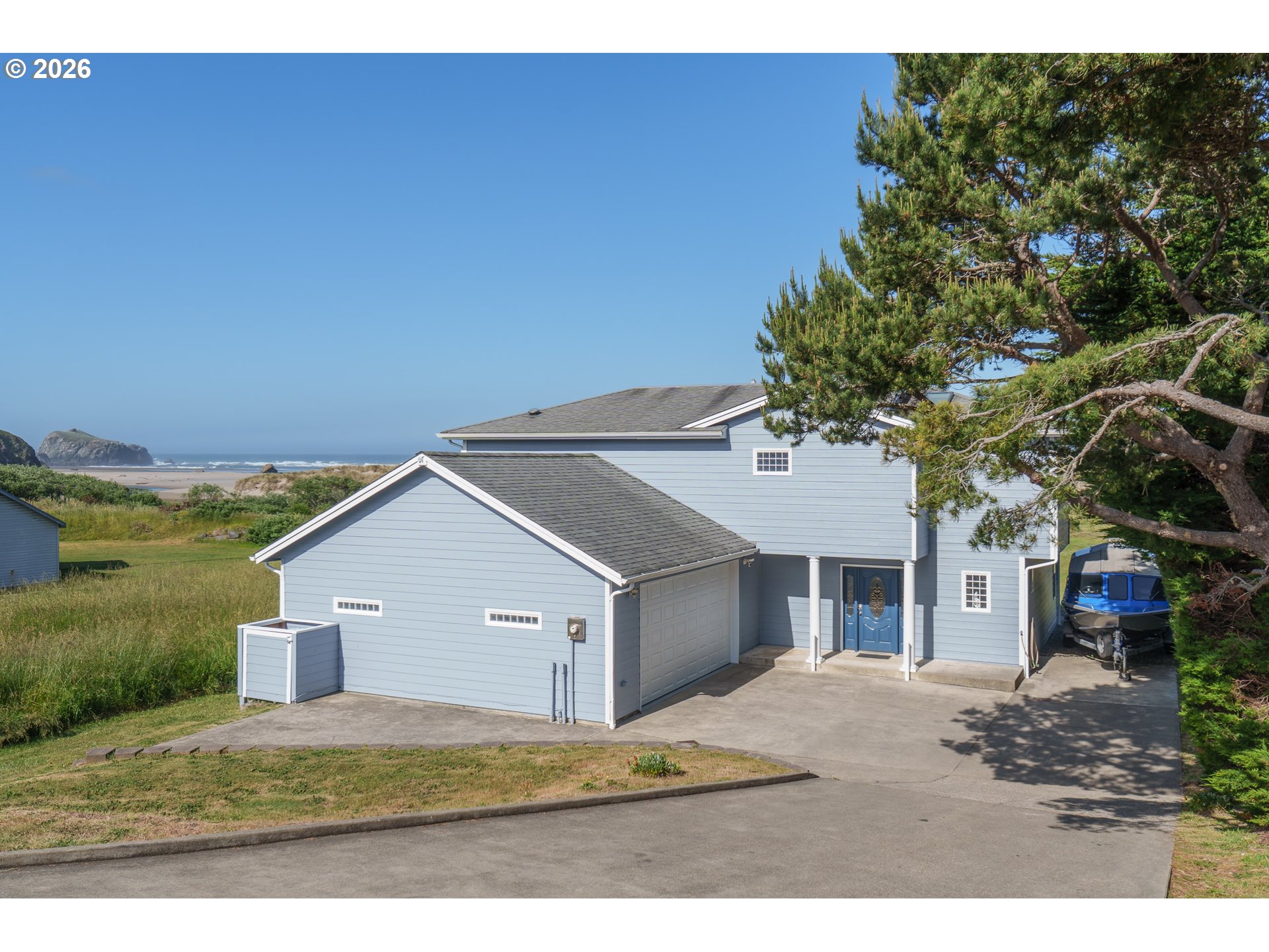 3356 Beach Loop Drive