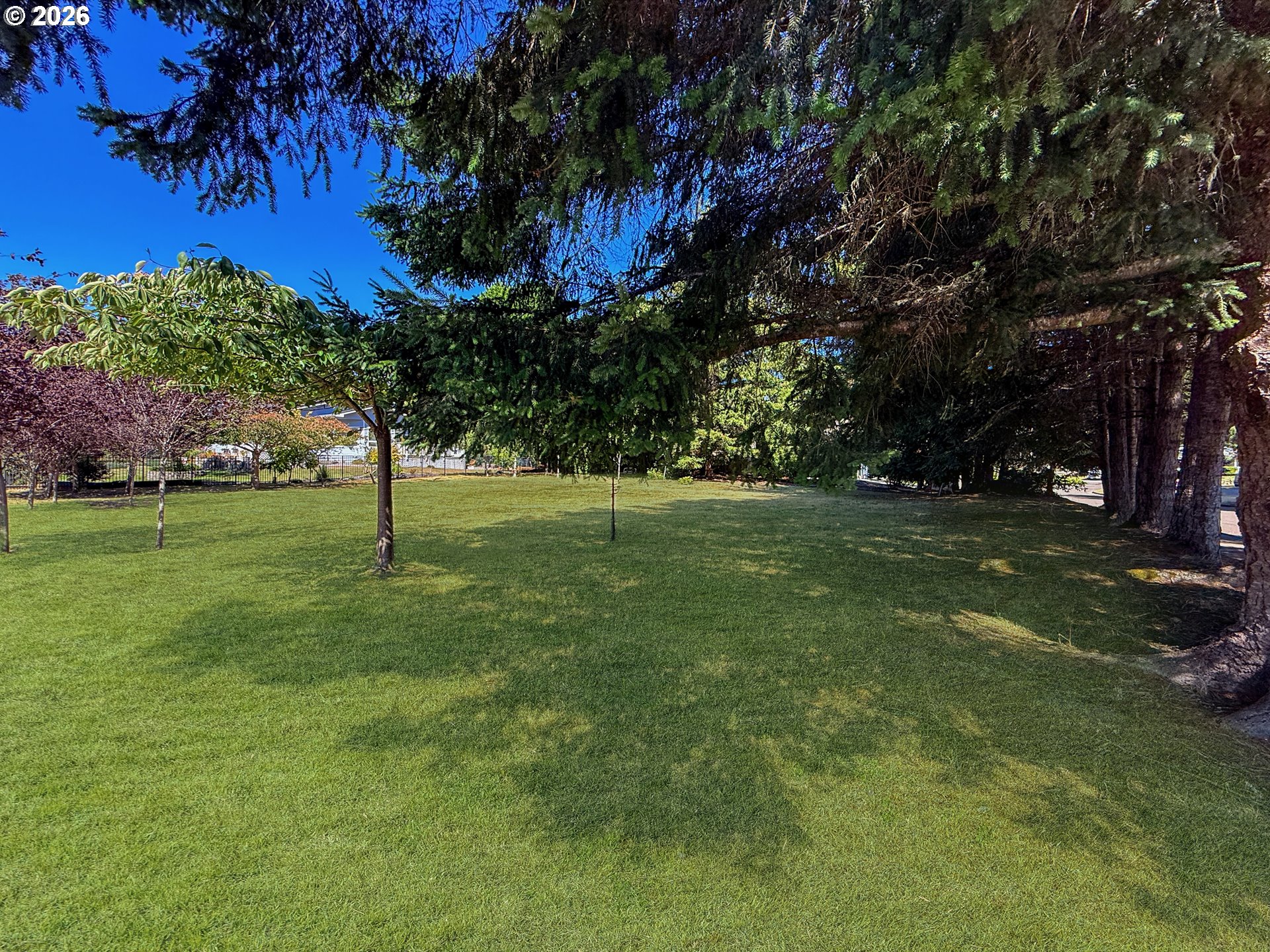 932 Midland Way