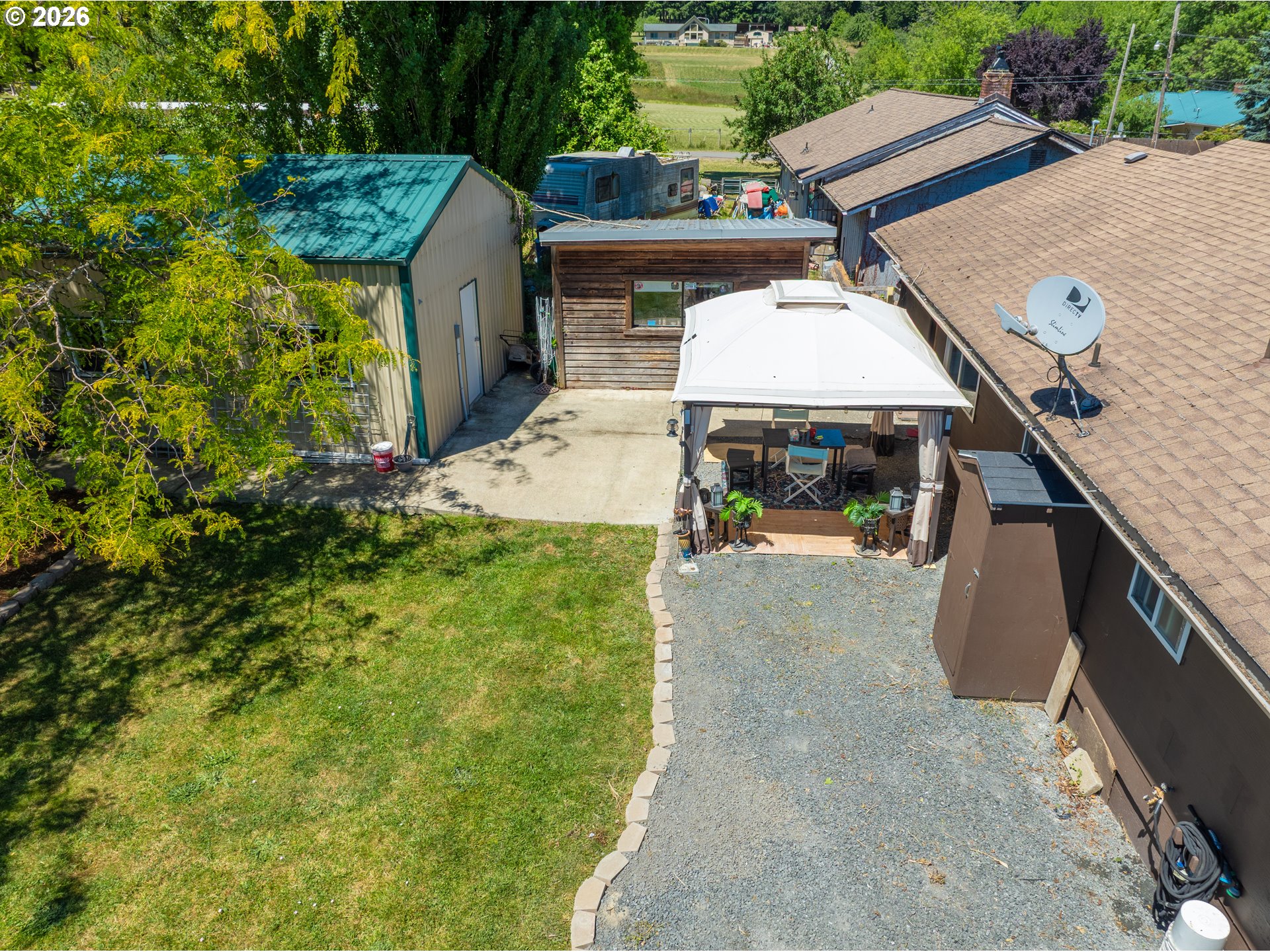 321 W DATE ST
